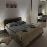 Mk Poliklinika Apartman