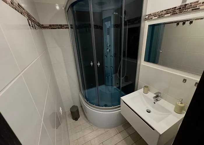 Mk Poliklinika Lägenhet *